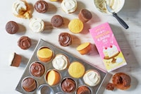 Versatile Yellow Cake Mixes Image 1