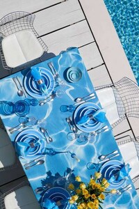 Pool-Inspired Tablecloth Designs Image 2