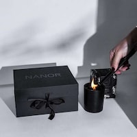 Chic All-Black Luxury Candles Image 3