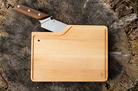 Portable Knife-Equipped Cutting Boards