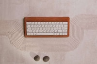 Stone-Like Mechanical Keyboards Image 4