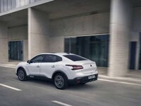 Sporty Electric Sedan Models Image 2