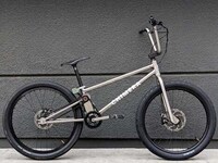 Lightweight High-Power E-Bikes Image 1