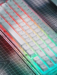 Full-Body Acrylic Keyboards Image 2