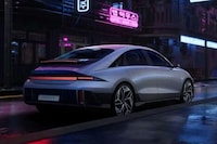 Aerodynamic All-Electric Sedans Image 2