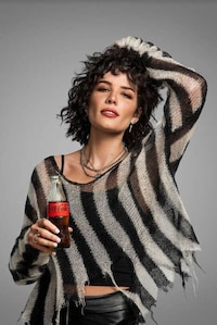 Singer Soda Music Videos Image 1
