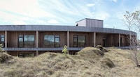 Ring-Shaped Contemporary Nursing Homes Image 3