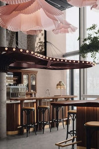 Ballet-Inspired Cafe Interiors Image 2