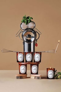 Chic Scented Cleaning Supplies Image 1
