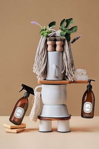 Chic Scented Cleaning Supplies Image 4