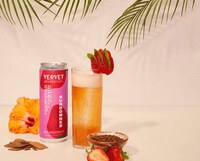 Canned Sparkling Craft Cocktails Image 5
