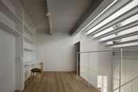 Fish Tank-Inspired Japanese Houses Image 5