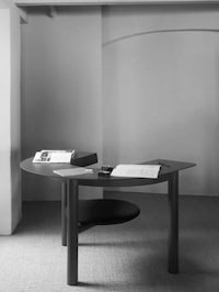 Versatile Dynamic Armchair Designs Image 3