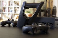 Realistic Weaponry Game Controllers Image 2