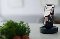 Gesture Control Smartphone Holders Image 2