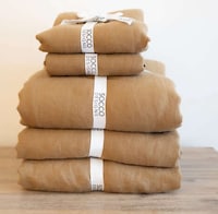 Luxurious Linen Bed Bundles Image 3