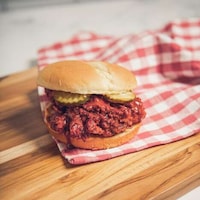 Saucy Nashville-Style Sandwiches Image 1