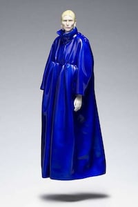 Luxe Fashion Porcelain Figurines Image 2