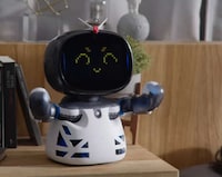 Diminutive DIY Desktop Robots Image 2