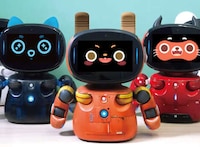 Diminutive DIY Desktop Robots Image 4