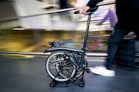 Foldable Electric Bikes Image 2