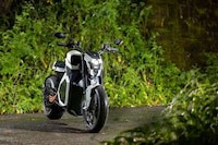 Hubless Electric Motorcycles Image 1