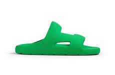 Molded Lightweight One-Piece Slides