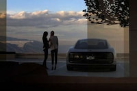 Tech Brand Sedan Concepts Image 6