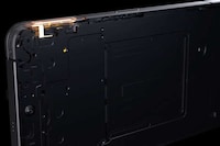 Traveler-Targeted Smartphones Image 7