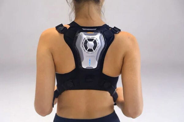 Body-Mounted Air Conditioner Vests