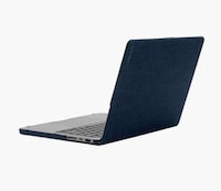 Fray-Free Fabric Laptop Cases Image 4