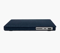 Fray-Free Fabric Laptop Cases Image 6