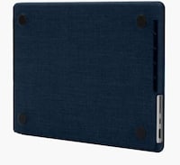 Fray-Free Fabric Laptop Cases Image 7