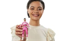 Selfie-Centric Action Figures Image 3
