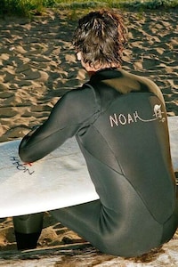 Limestone-Based Sustainable Wetsuits Image 2