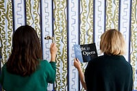 Folk Art-Inspired Wallpapers Image 1