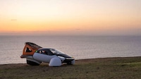 Aerodynamic Electric Camping Cars Image 1