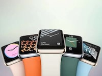 Diminutive Smartwatch Models Image 2