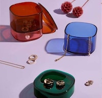 Adorable Luxurious Storage Compartments Image 2