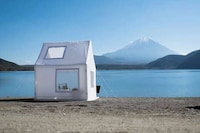 Inflatable House-Shaped Tents Image 7