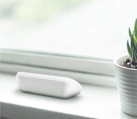 Solar-Powered Oral Care Devices Image 4