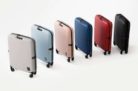Collapsible Space-Saving Suitcases Image 3