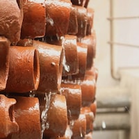 Hive-Like Terracotta Cooling Structures Image 5