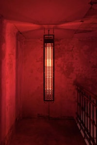 Material-Exploring Industrial-Style Lighting Image 5