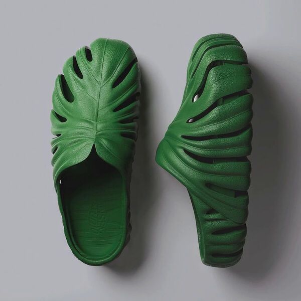 Plant-Inspired Slide Sandals : Monstera Mule