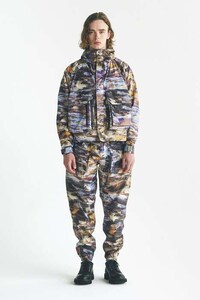 Colorful Outdoor Apparel Collections Image 4