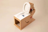Sustainable Sand-Filled Toilets Image 3