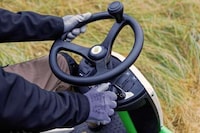 Reliable Ride-On Lawnmower Lineups Image 5