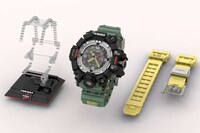 Hyper-Detailed Building Block Timepieces Image 8