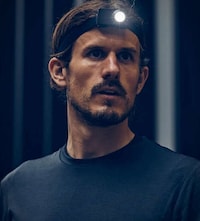 Nighttime Runner Headlamps Image 3